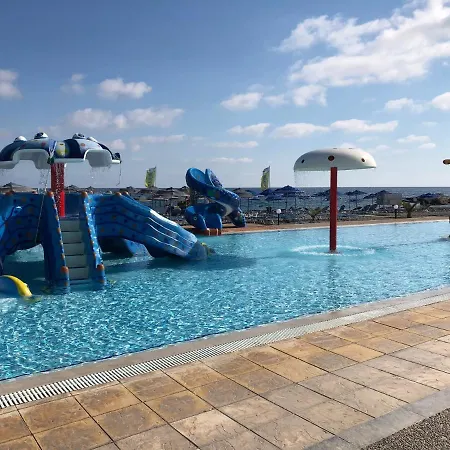 ホテル Mare Blue Ierápetra