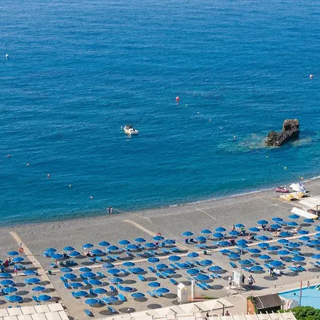Mare Blue